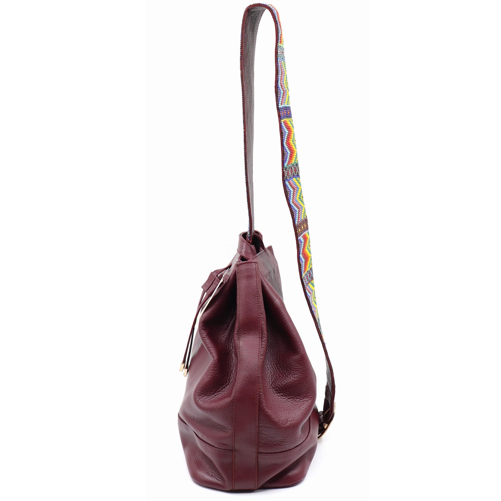 mk-1321 back pack de piel con asa de chaquira artesanal de grecas